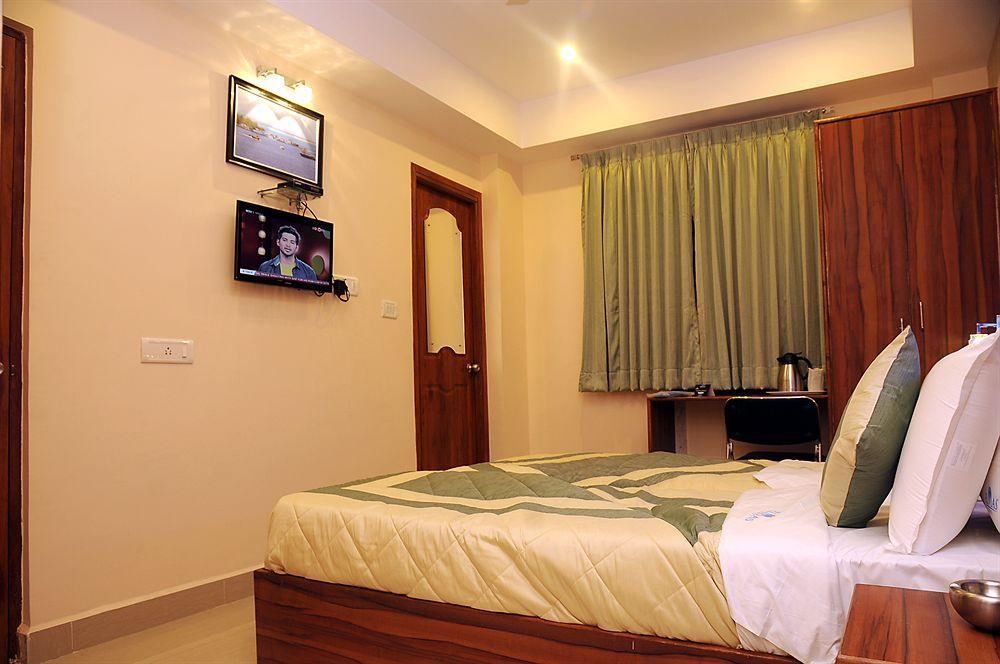 Itsy Hotels Elmas Golden Key Bangalore Extérieur photo
